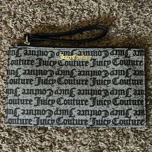 Juicy Couture wristlet